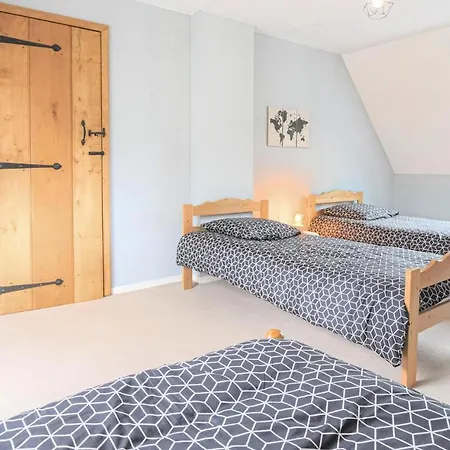 Stunning In St, Pierre Langers With 2 Bedrooms&wifi Ferienhaus *