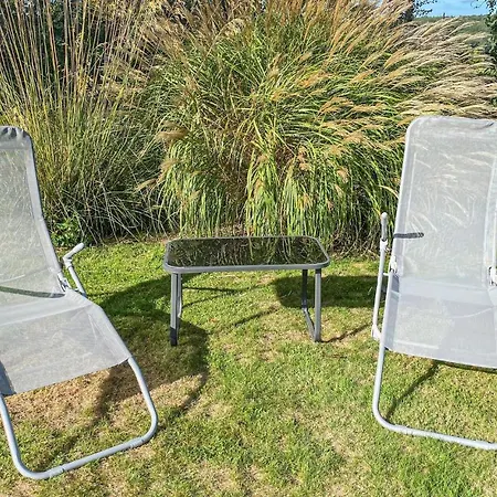 Stunning In St, Pierre Langers With 2 Bedrooms&wifi Ferienhaus La Lucerne-dʼOutremer