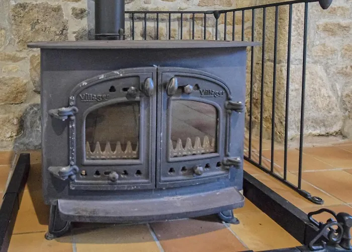 Holiday home Beautiful In St Pierre Langers La Lucerne-d'Outremer