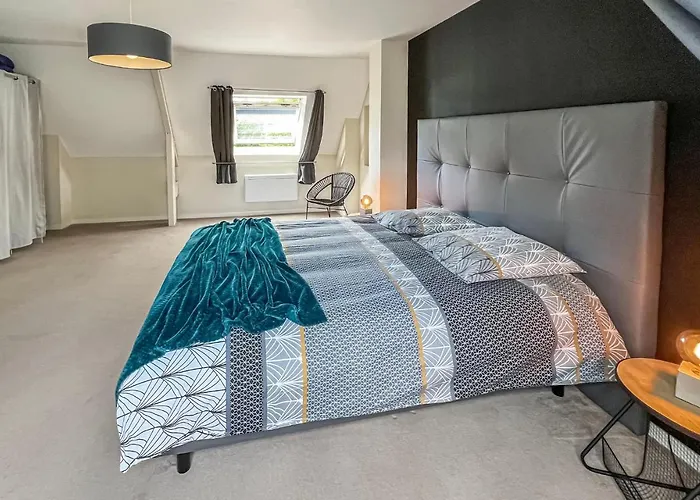 Beautiful In St Pierre Langers